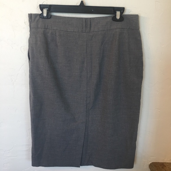 Old Navy lightweight skirt Sz 8 - Picture 2 of 5